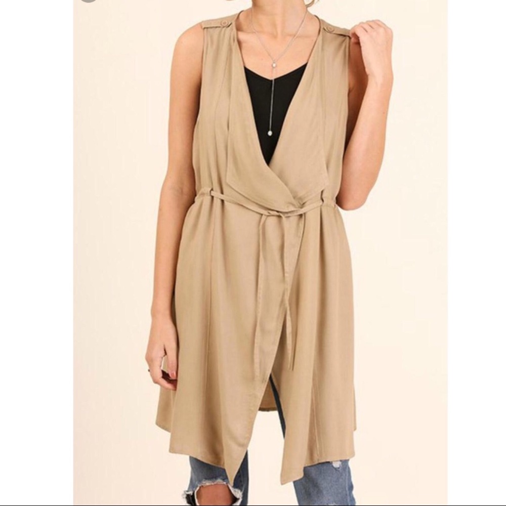 Umgee long utility drawstring vest in khaki